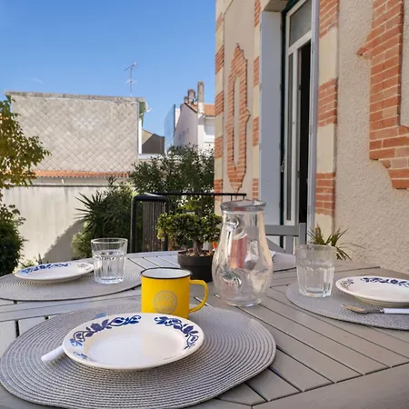 아파트 Le Grillon-2 By Interhome