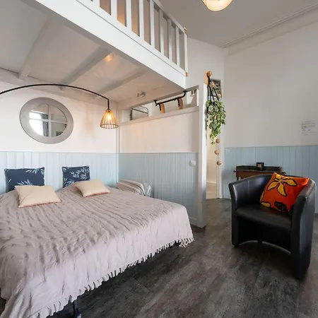 Le Grillon-2 By Interhome * آركاشو